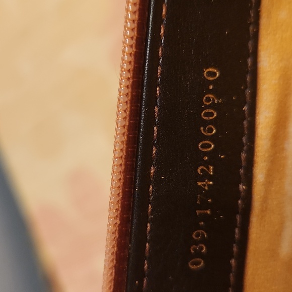 Gucci Vintage Brown Leather Structured Pouch - Picture 7 of 12